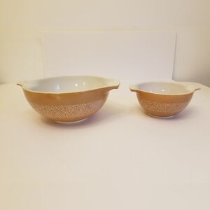 Set of 2 Pyrex Nesting Mixing  Bowls Woodland Cinderella 443 441 Tan